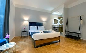 Carrara 24